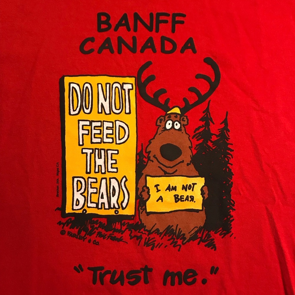 Banff Canada Brinker Ink Bear T Shirt Size Medium